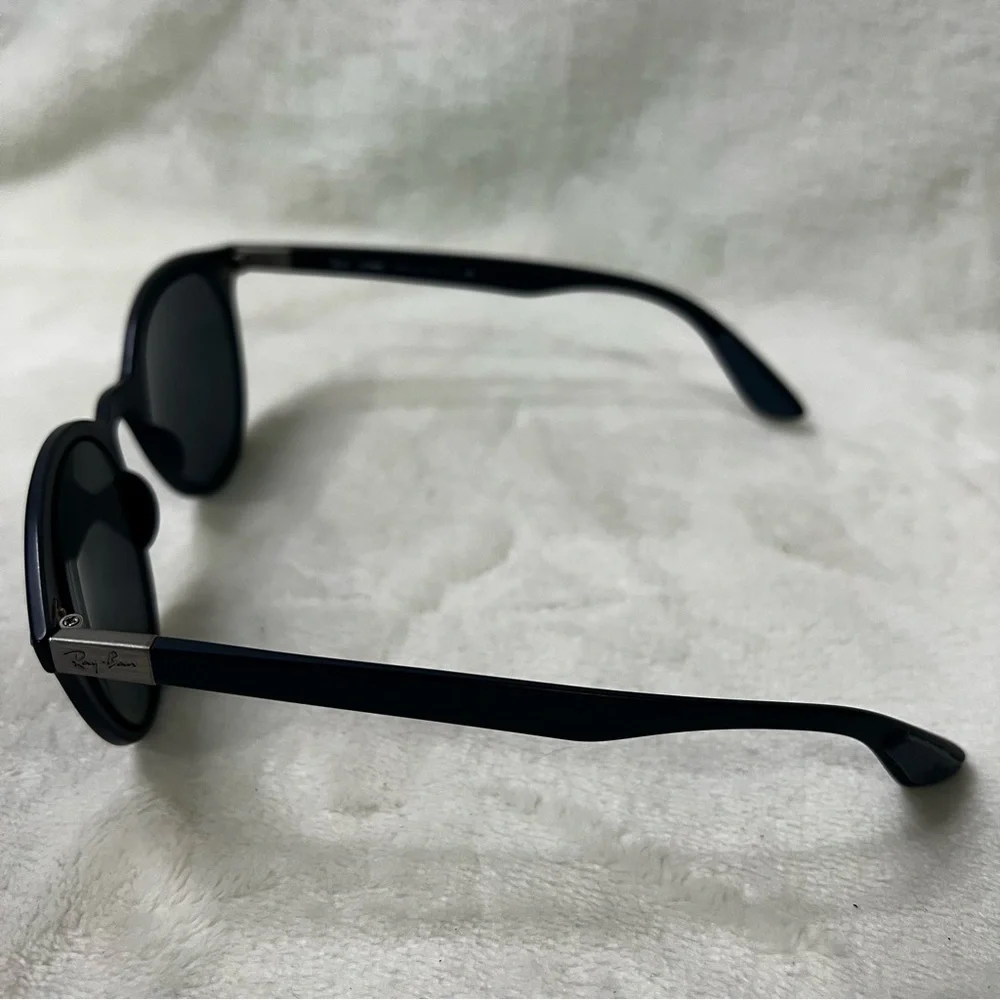 Ray-Ban Liteforce Navy‎ Blue RB4296 Unisex Round RX Sunglasses 50/21/150